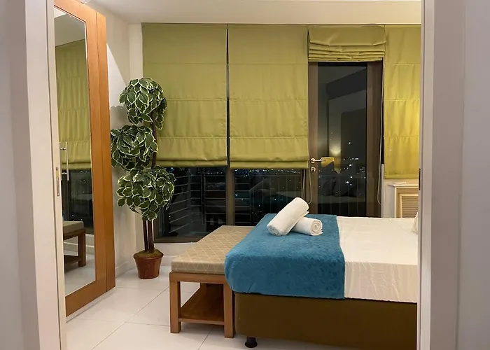 Fabulous Skyline Kl Greenbelt Makati Apartment Manila